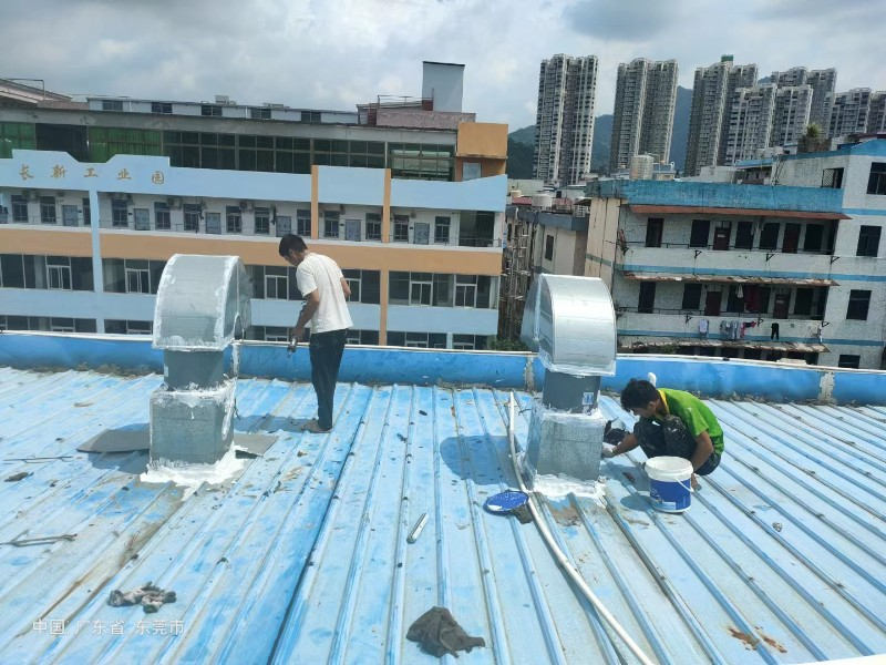 宣恩钢结构屋面涂料维修方法